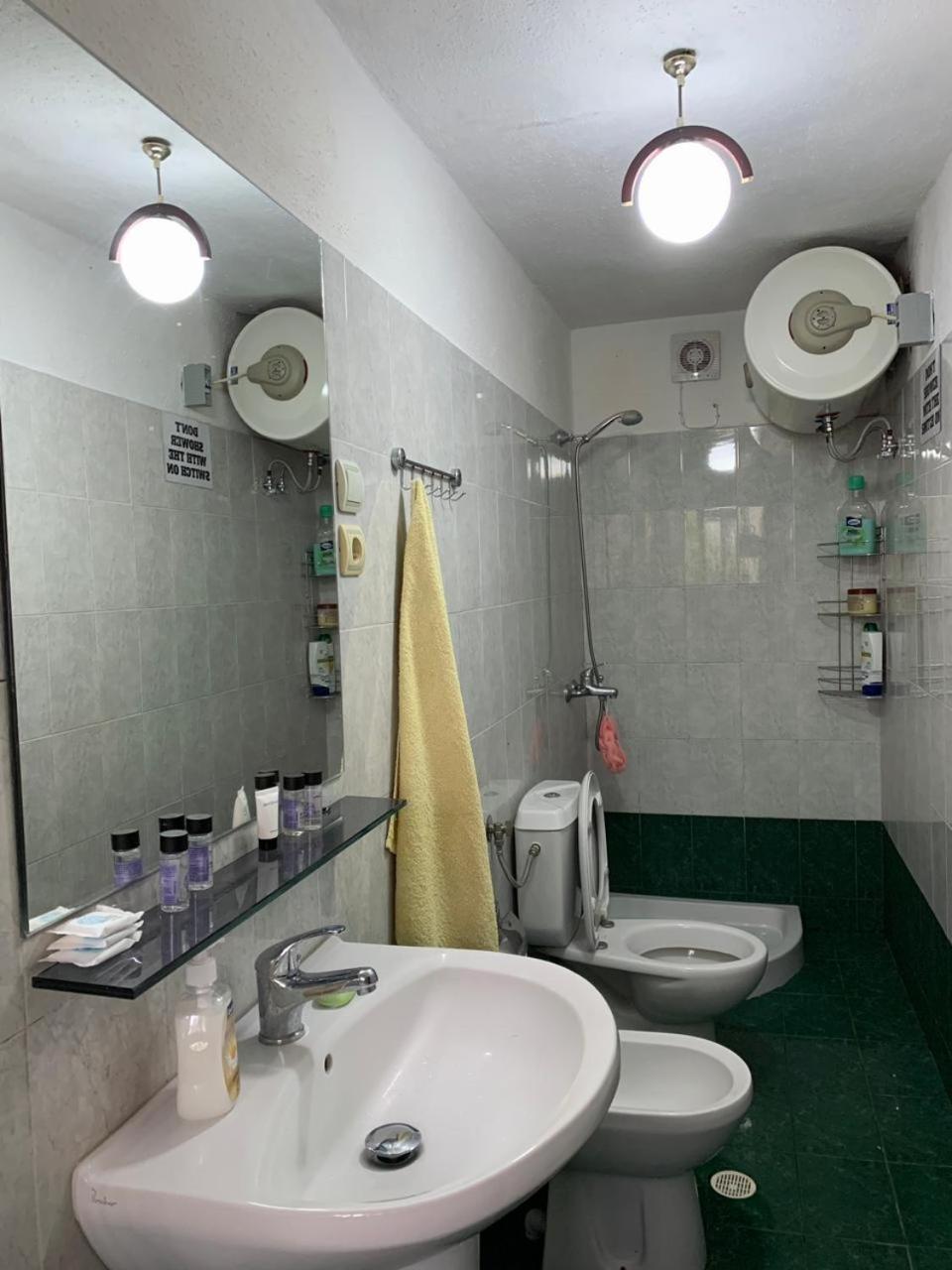 Geri Guesthouse Gjirokastër المظهر الخارجي الصورة